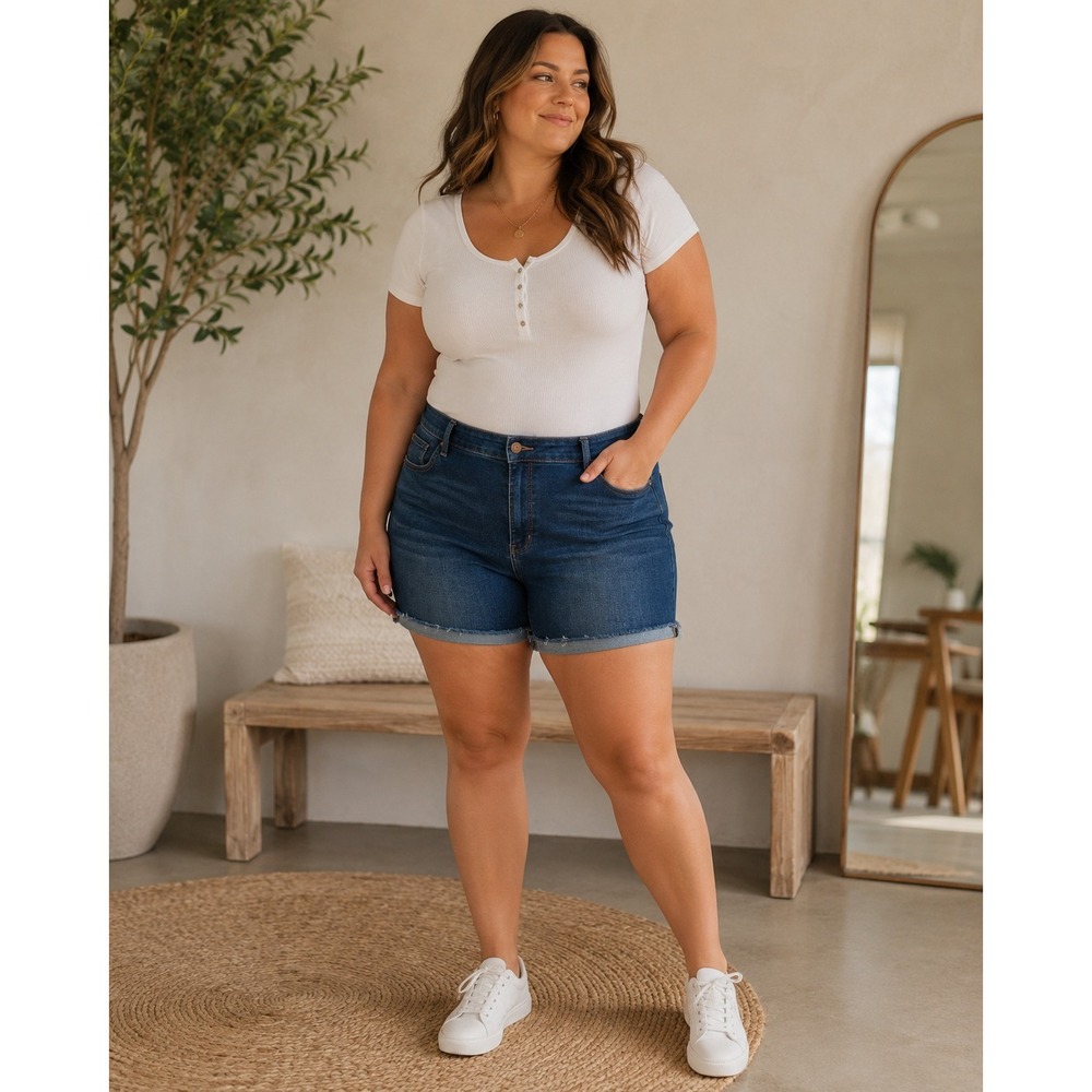 Judy Blue Shorts Womens 3XL Blue Denim Raw Hem Distressed High Rise